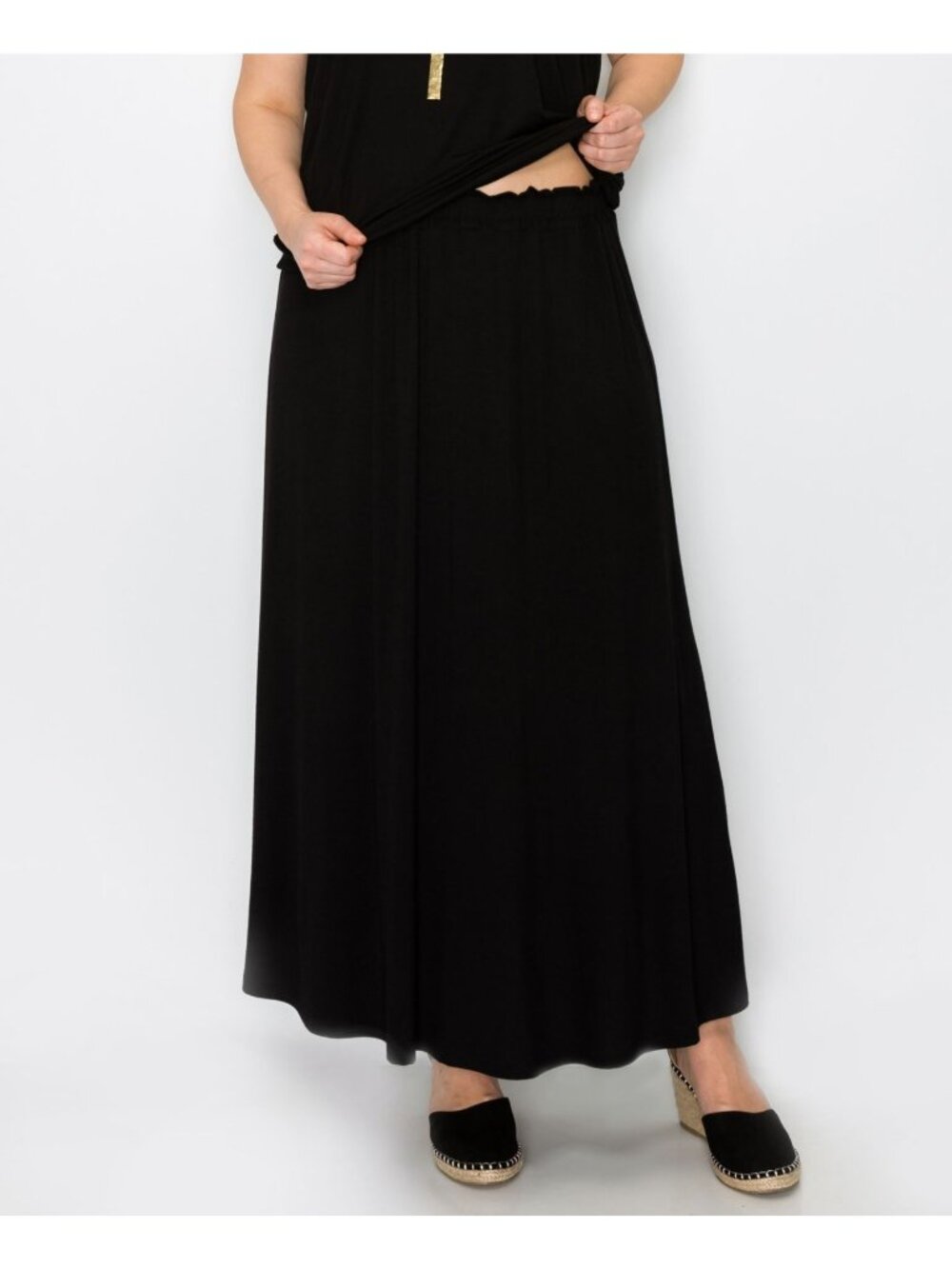 COIN 1804 Plus Size 1X Elastic Waist Maxi Skirts Black  Rayon Spandex Size 1X